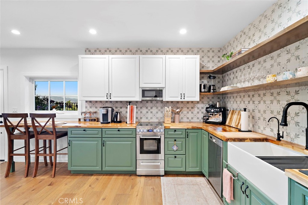 17879 Ridgeway Road Granada Hills, CA 91344 - Photo 54 of 75 Gallery Image 54