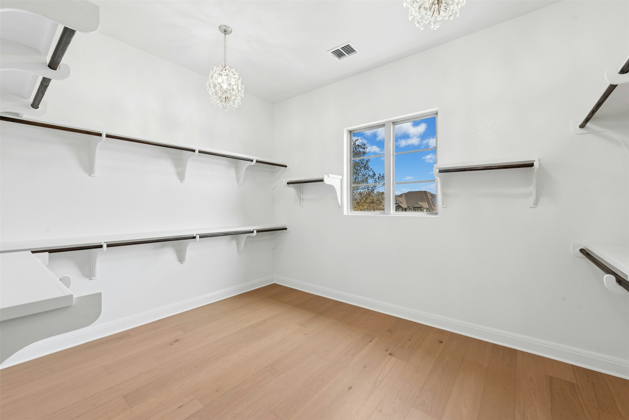 401 Brave Face Street Leander, TX 78641 - Photo 17 of 35 Large walk in closet