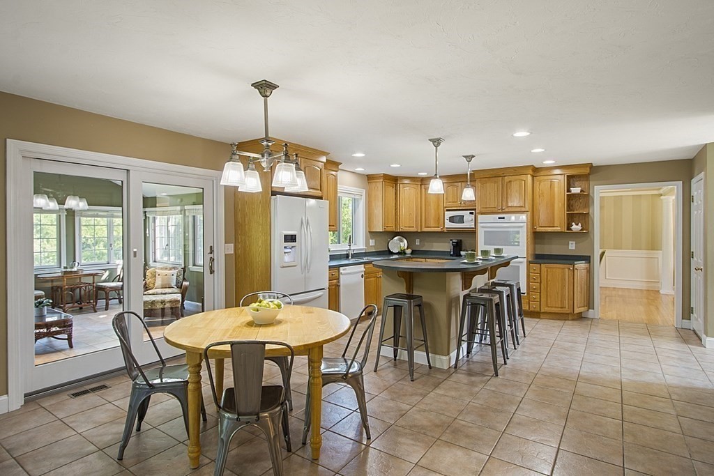 96 Grist Mill Road Littleton, MA 01460 - Photo 18 of 42 Gallery Image 18