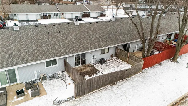 $189,000 | 2315 Buttercup Lane, Crest Hill, IL 60403