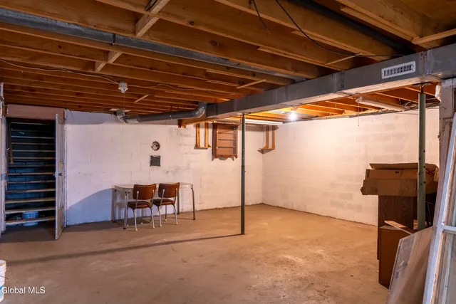 $1,800 | 11 Keyes Street, Warrensburg, NY 12885