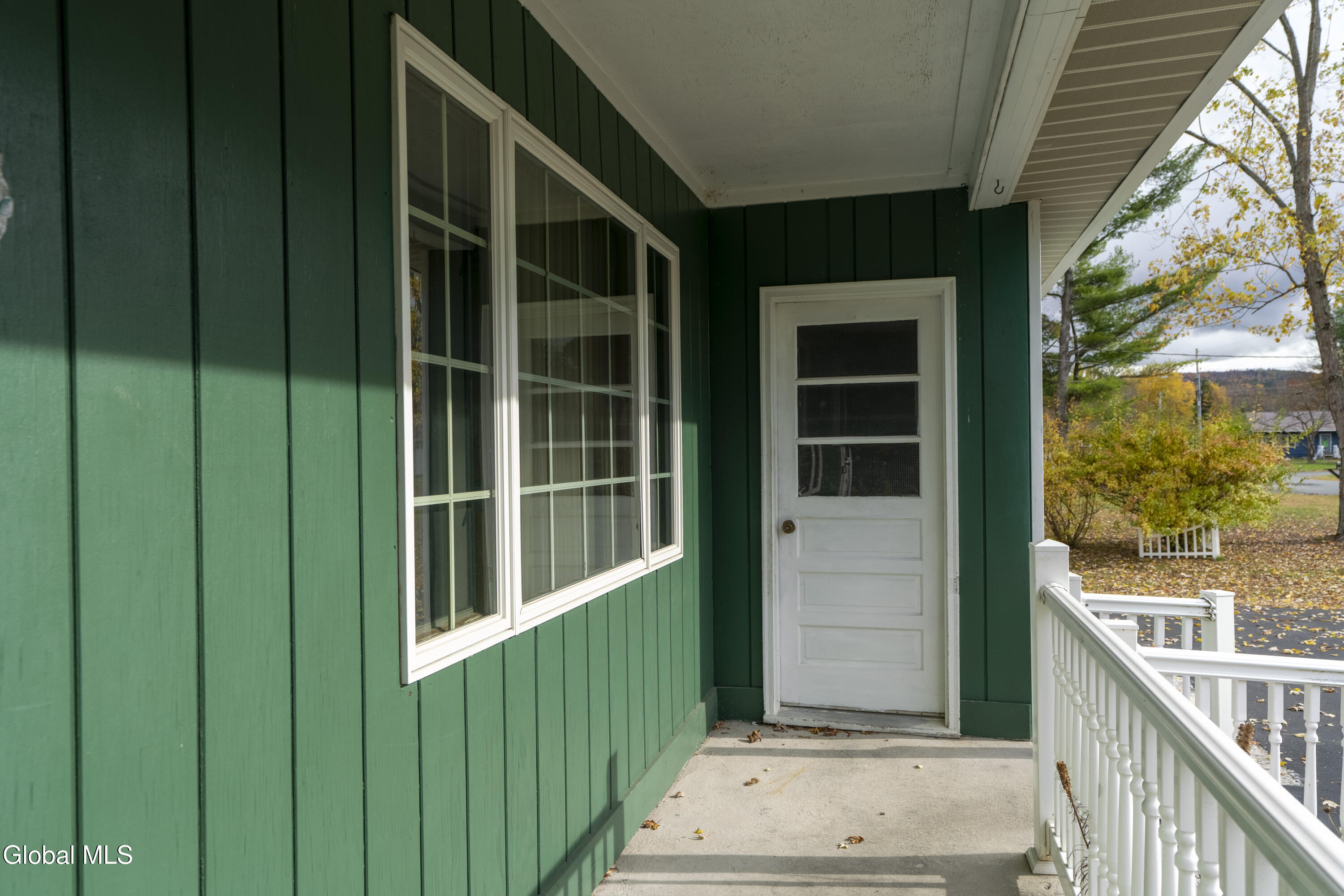 11 Keyes Street Warrensburg, NY 12885 - Photo 18 of 20 11 Keyes-24