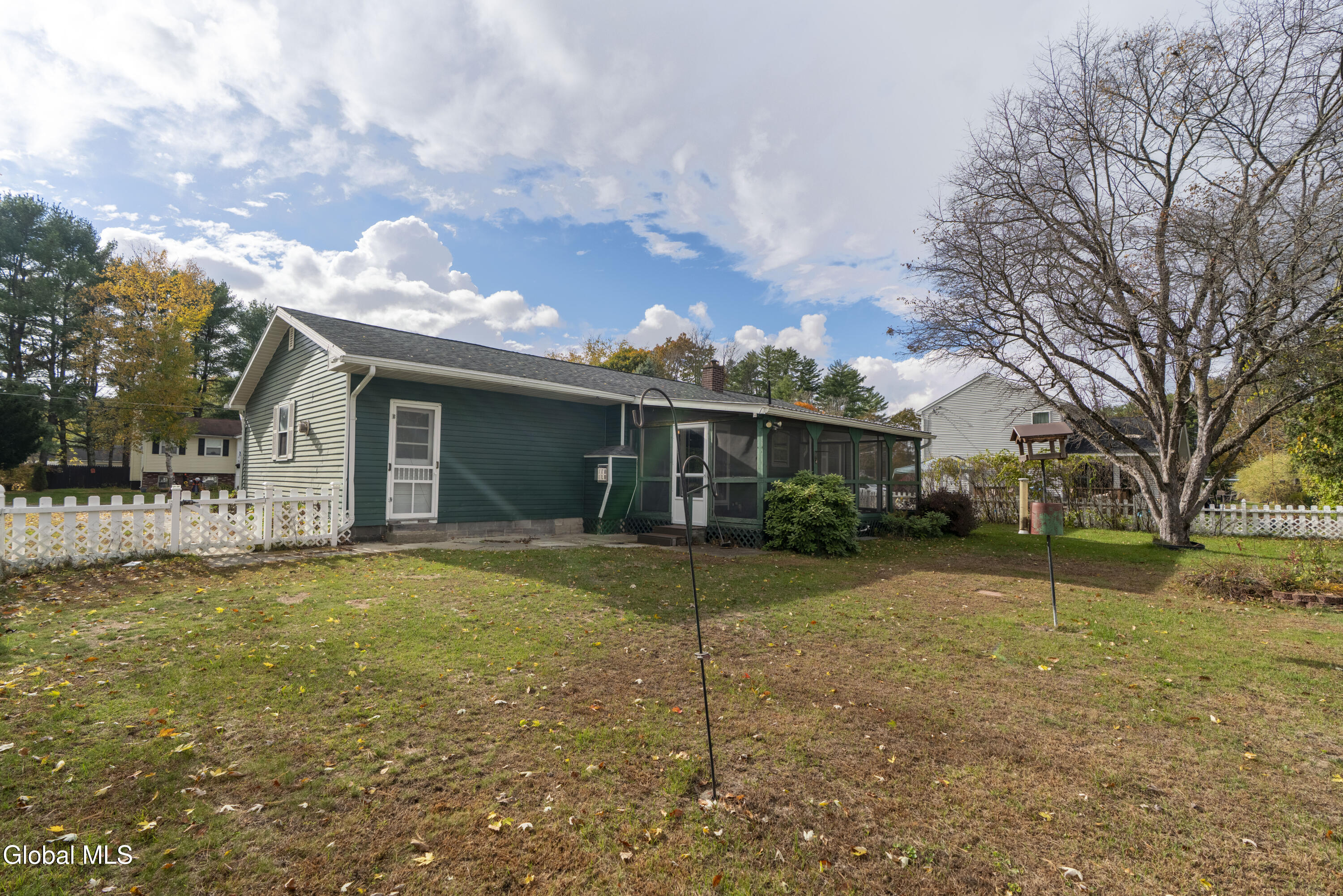 11 Keyes Street Warrensburg, NY 12885 - Photo 19 of 20 11 Keyes-25