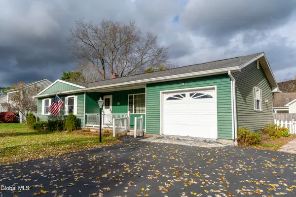 $1,800 | 11 Keyes Street, Warrensburg, NY 12885