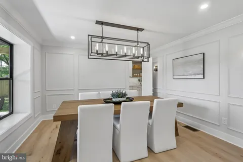 $2,295,000 | 2577 Wayland Road, Berwyn, PA 19312