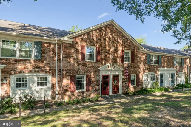 $389,176 | 8372 Forrester Boulevard, Unit 478, Springfield, VA 22152