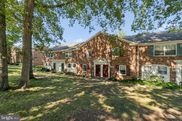 $389,176 | 8372 Forrester Boulevard, Unit 478, Springfield, VA 22152