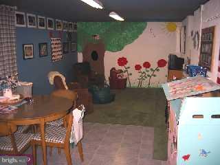 2530 Larkin Road Boothwyn, PA 19061 - Photo 6 of 6 Gallery Image 6