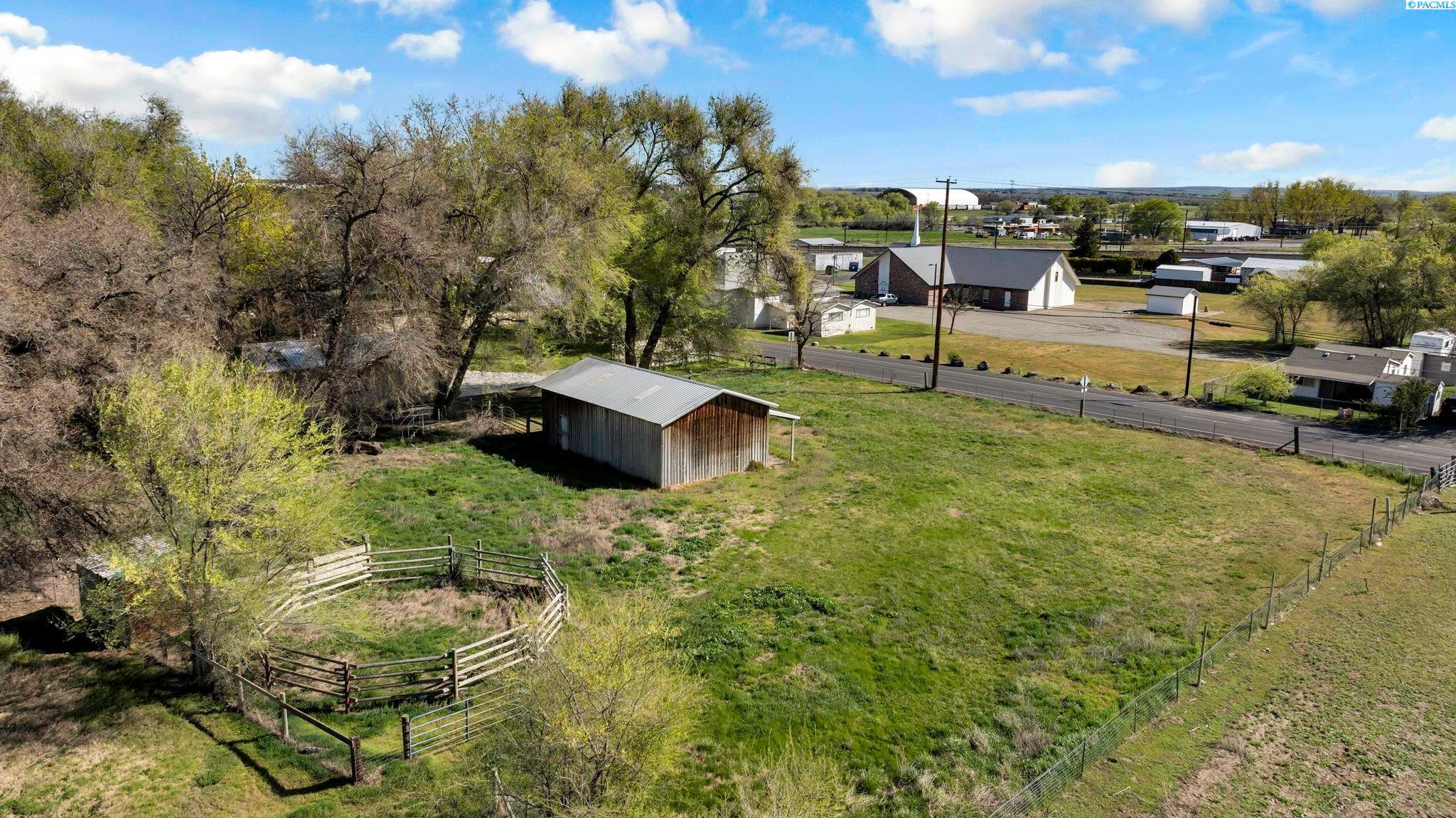 222305 East Game Farm Road Kennewick, WA 99337 - Photo 47 of 50 Gallery Image 47