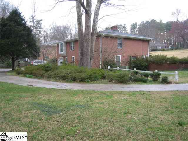 12 Berryhill Road Greenville, SC 29615 - Photo 23 of 24 Gallery Image 23