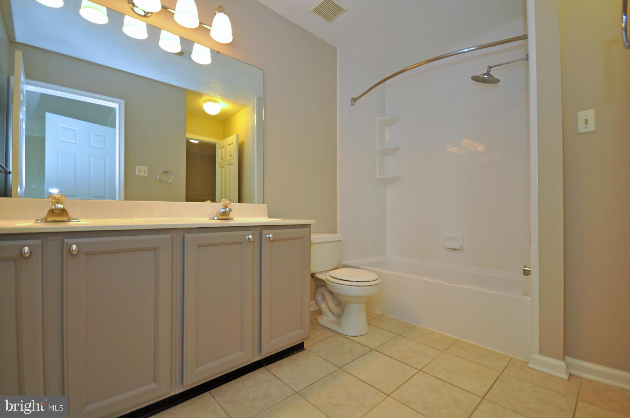 5413 Canonbury Road Baltimore, MD 21237 - Photo 16 of 30 Double Vanity in Bathroom