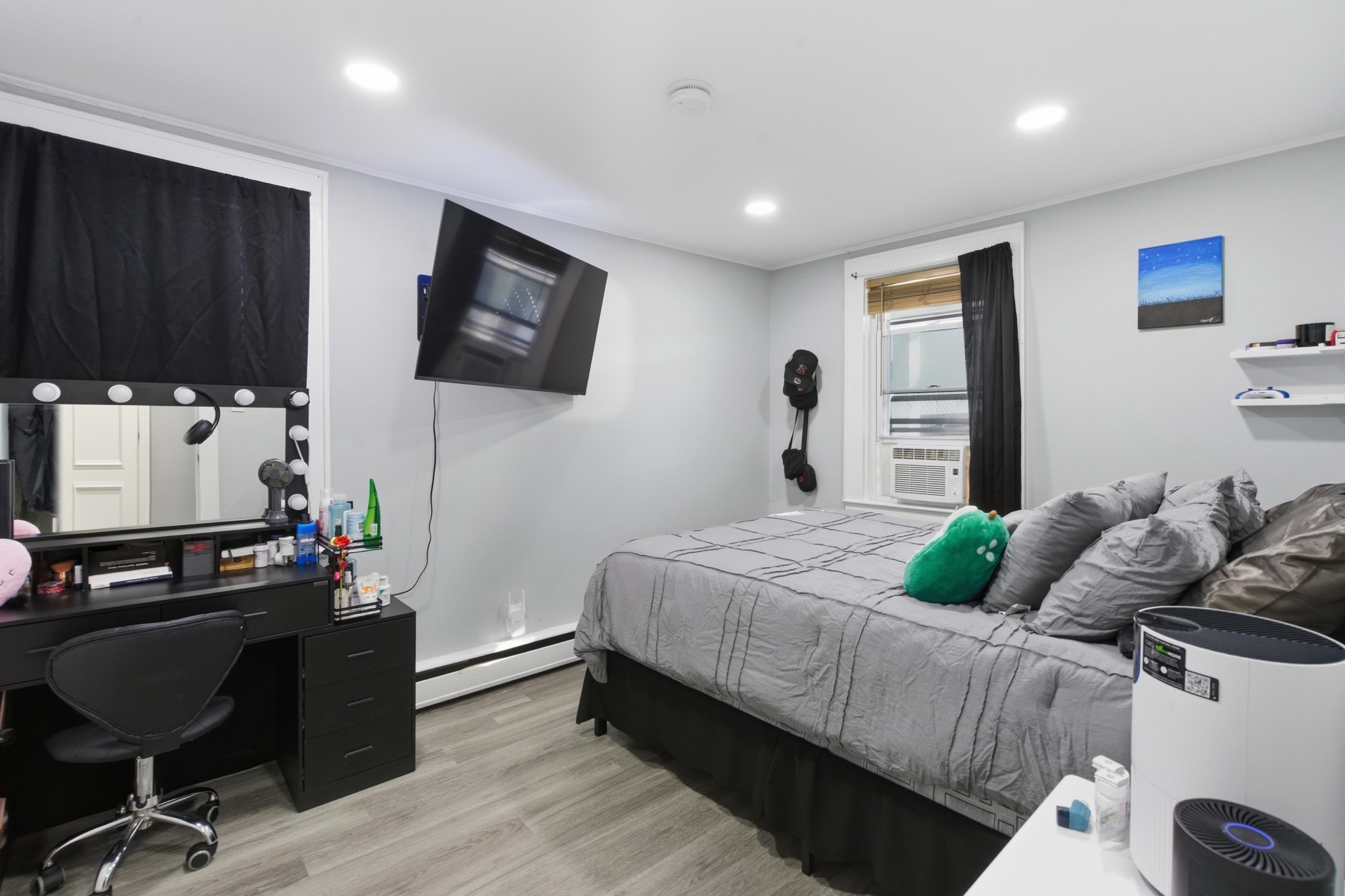 718 1st Street Secaucus, NJ 07094 - Photo 10 of 29