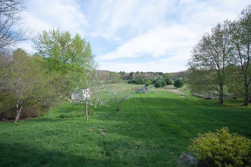 267 Concord Road Wayland, MA 01778 - Photo 6 of 27