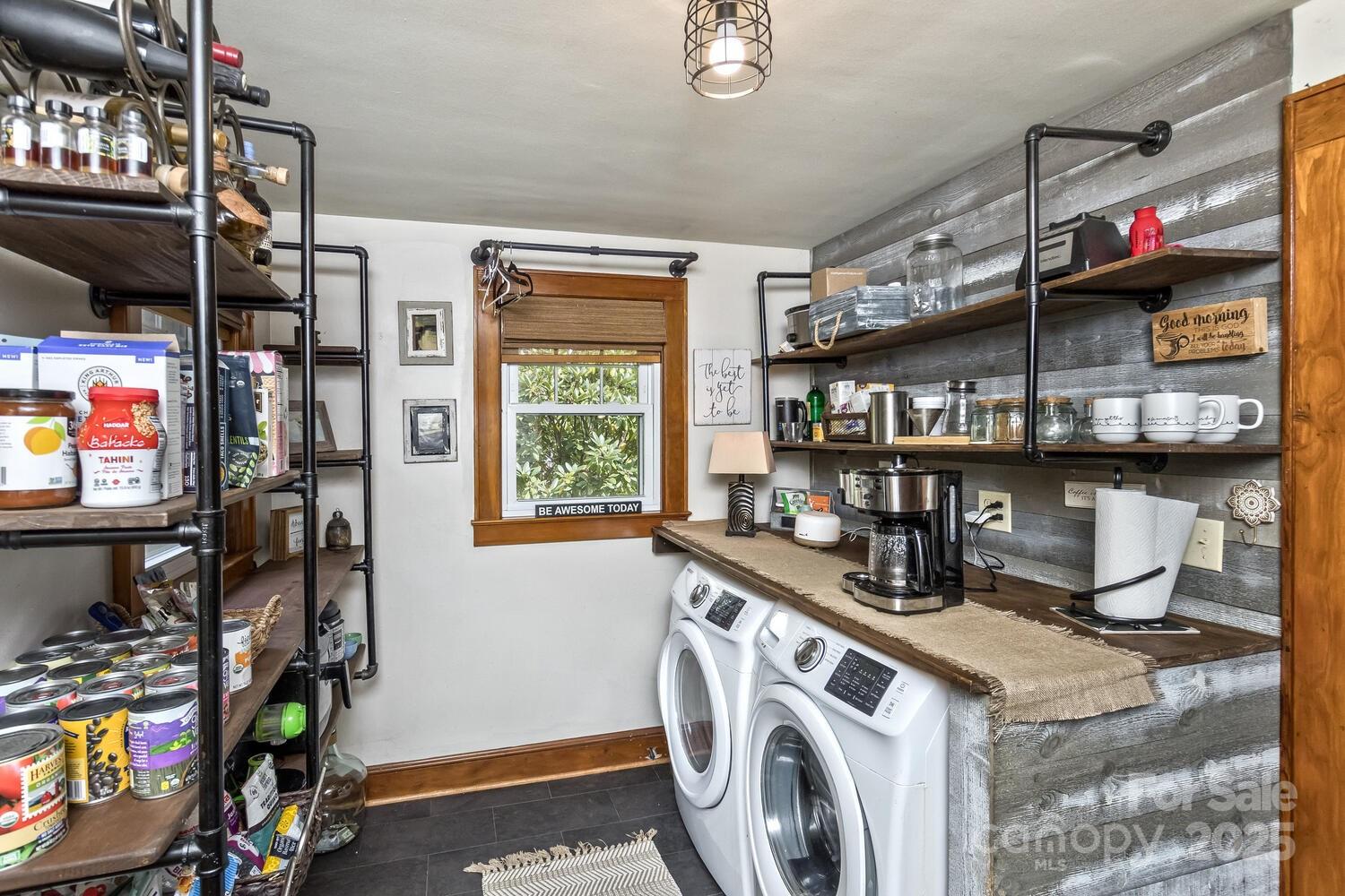 25 View Ridge Parkway Leicester, NC 28748 - Photo 17 of 47 a utility room with dryer and washer