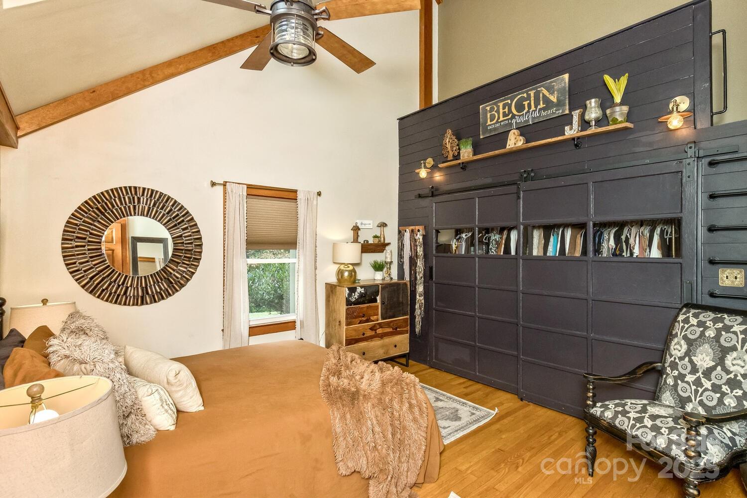 25 View Ridge Parkway Leicester, NC 28748 - Photo 18 of 47 a front view of a house