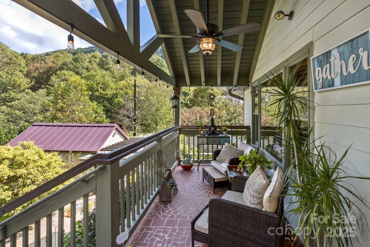 25 View Ridge Parkway Leicester, NC 28748 - Photo 8 of 47 a view of balcony with furniture