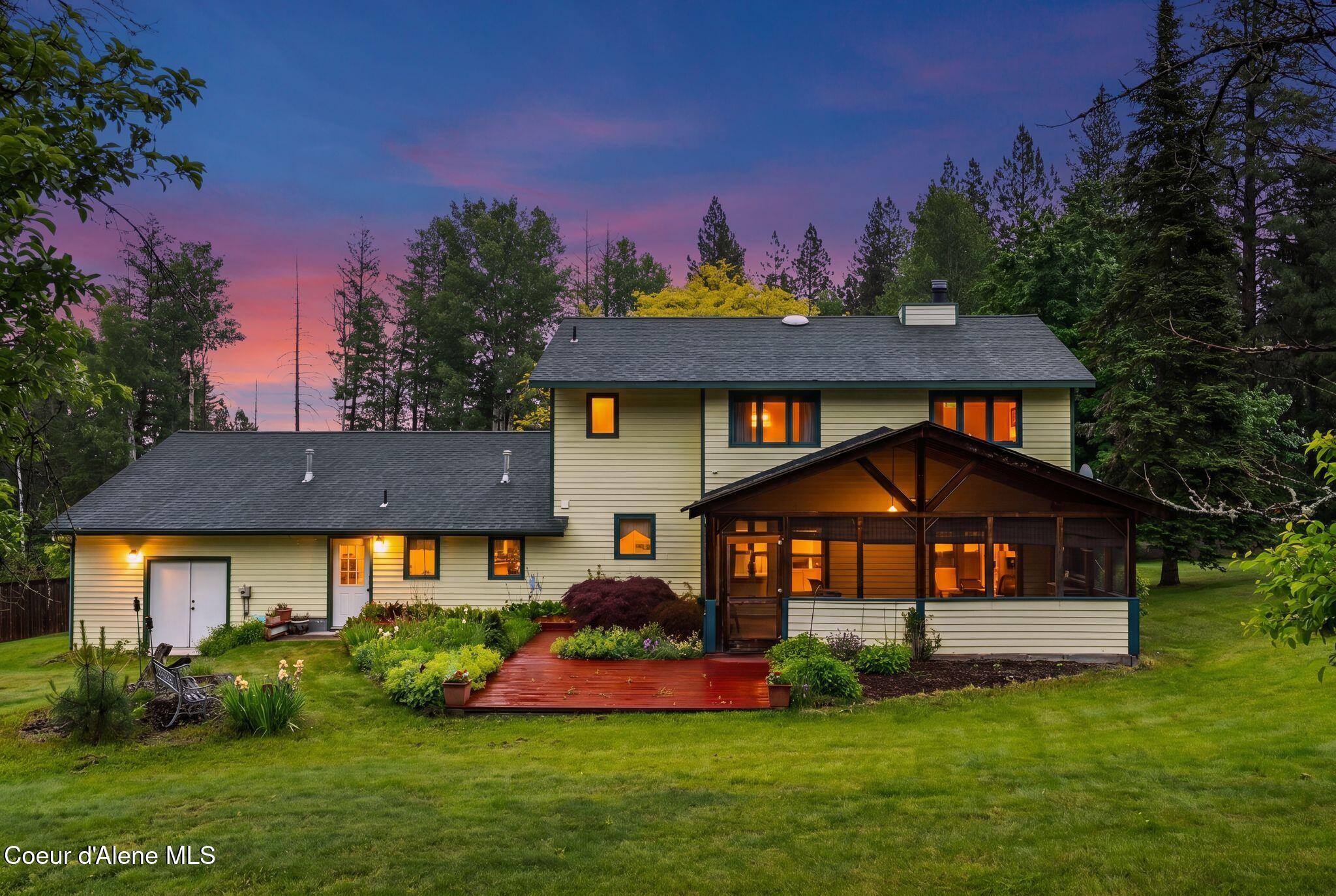 290 Syringa Heights Road Sandpoint, ID 83864 - Photo 3 of 65 3_KFM01981 twilight