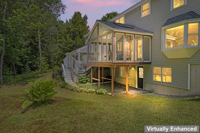 $859,000 | 15 Harvey Brook Drive, Freeport, ME 04032