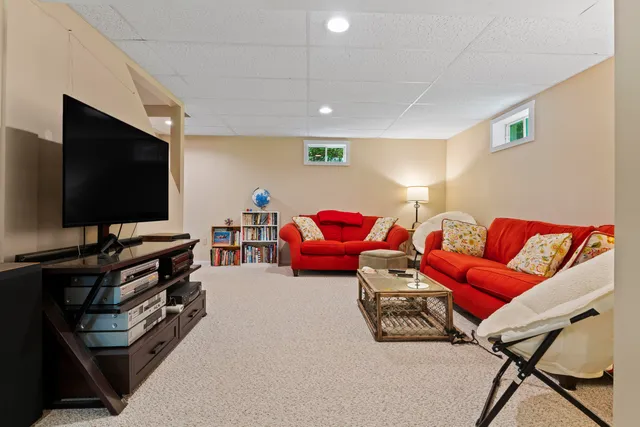 $859,000 | 15 Harvey Brook Drive, Freeport, ME 04032