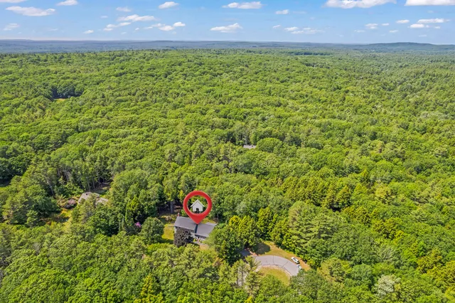 $859,000 | 15 Harvey Brook Drive, Freeport, ME 04032