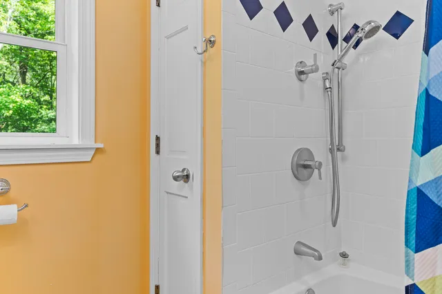 $859,000 | 15 Harvey Brook Drive, Freeport, ME 04032