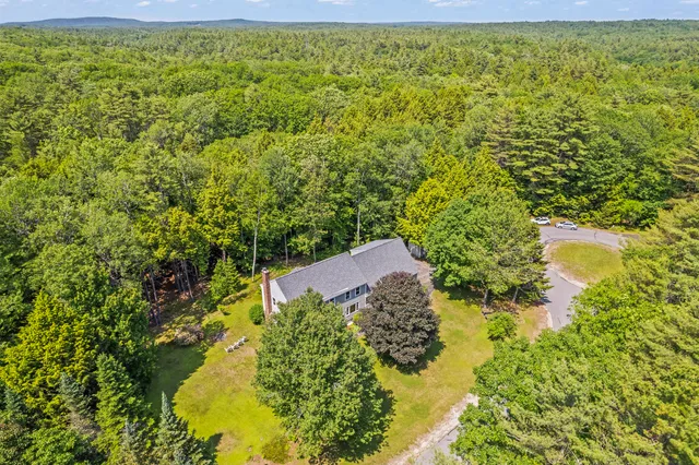 $859,000 | 15 Harvey Brook Drive, Freeport, ME 04032