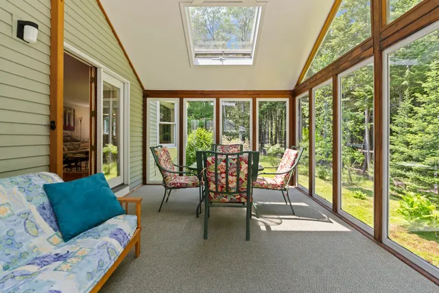 $859,000 | 15 Harvey Brook Drive, Freeport, ME 04032