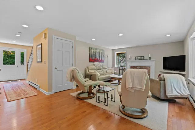 $859,000 | 15 Harvey Brook Drive, Freeport, ME 04032