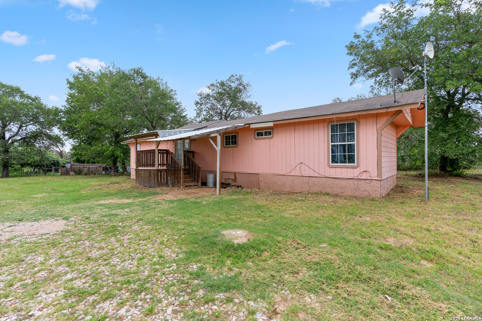 650 Patton Road Somerset, TX 78069 - Photo 8 of 27
