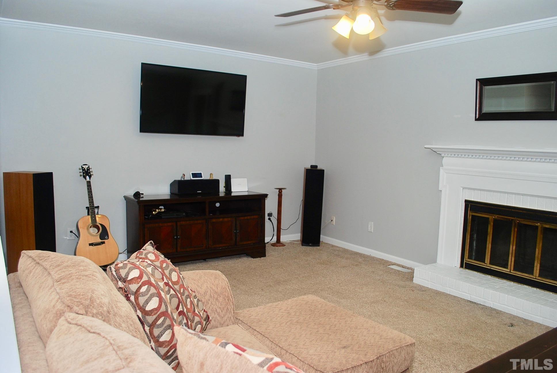 5715 Pool Side Drive Raleigh, NC 27612 - Photo 5 of 28