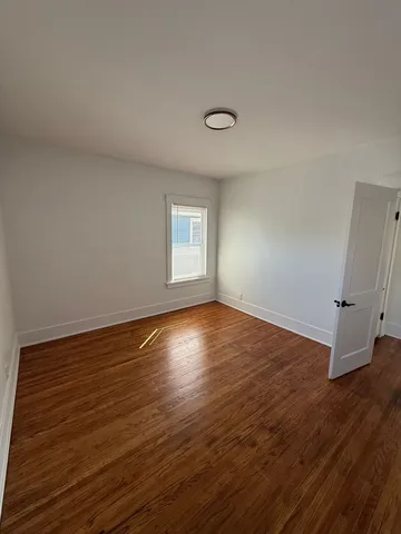 $2,300 | 19 North May Street, Aurora, IL 60506