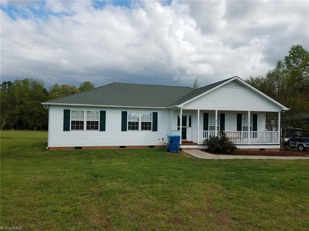 136 Everhart Road Mocksville, NC 27028 - Photo 2 of 25