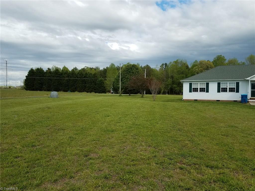 136 Everhart Road Mocksville, NC 27028 - Photo 4 of 25