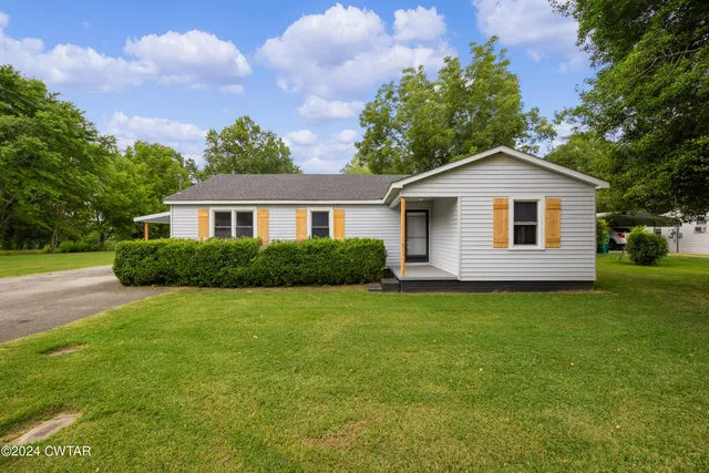 $185,000 | 353 West Avenue, Medina, TN 38355