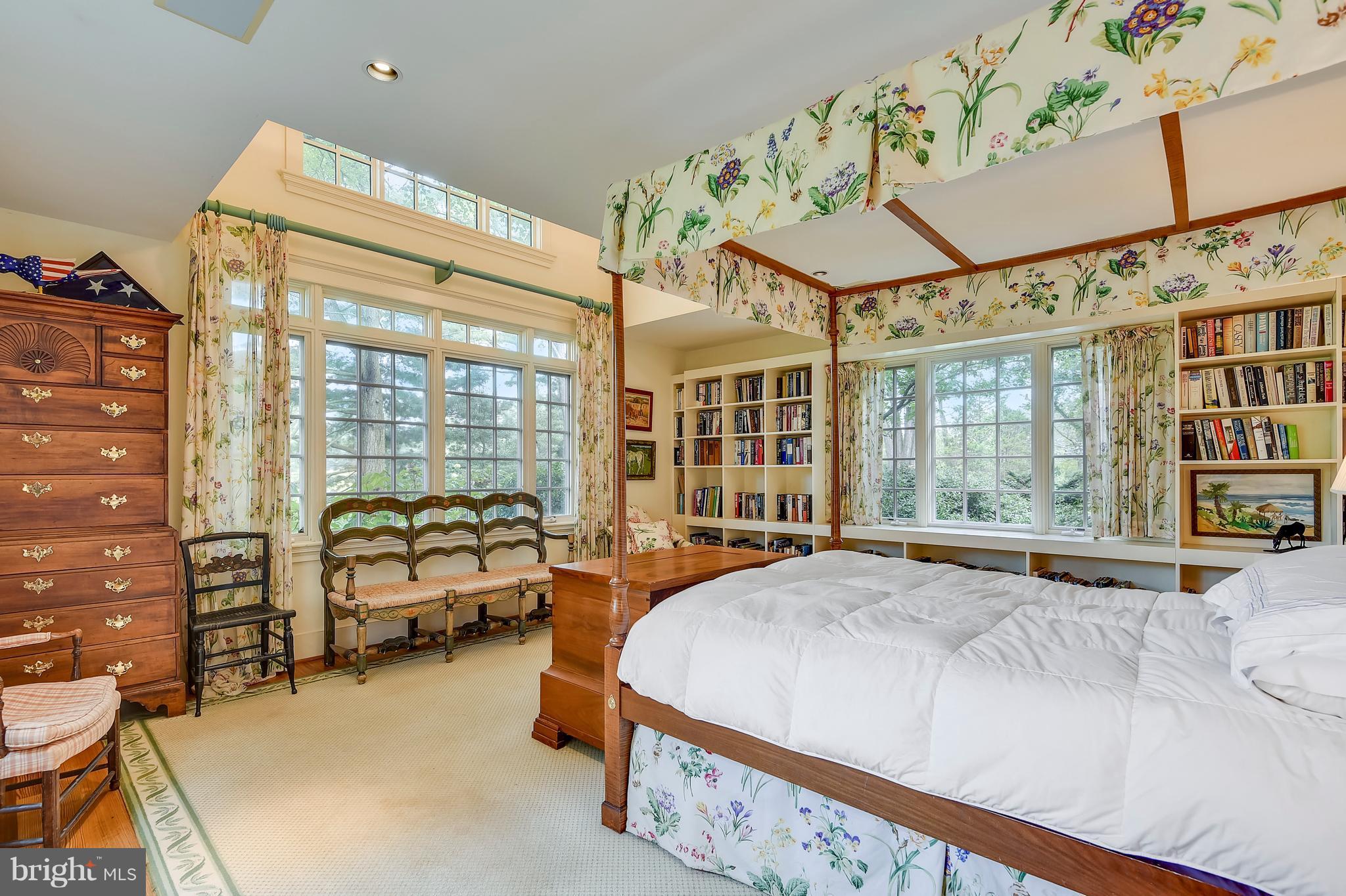 3741 Butler Road Glyndon, MD 21136 - Photo 13 of 28 Bright, windows all around.