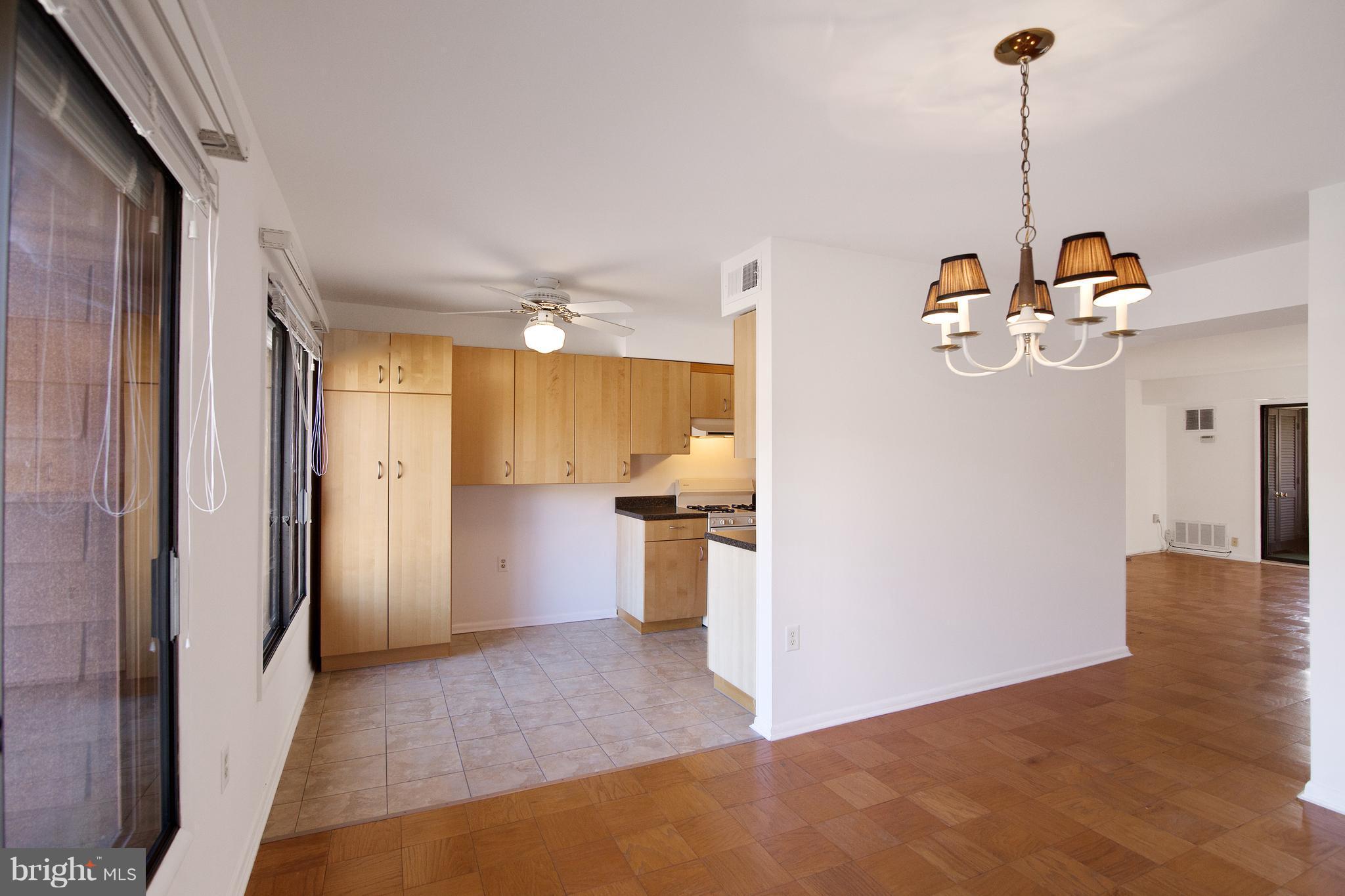 5253 West Running Brook Road, Unit 302 Columbia, MD 21044 - Photo 14 of 30 Dining Room/Kitchen