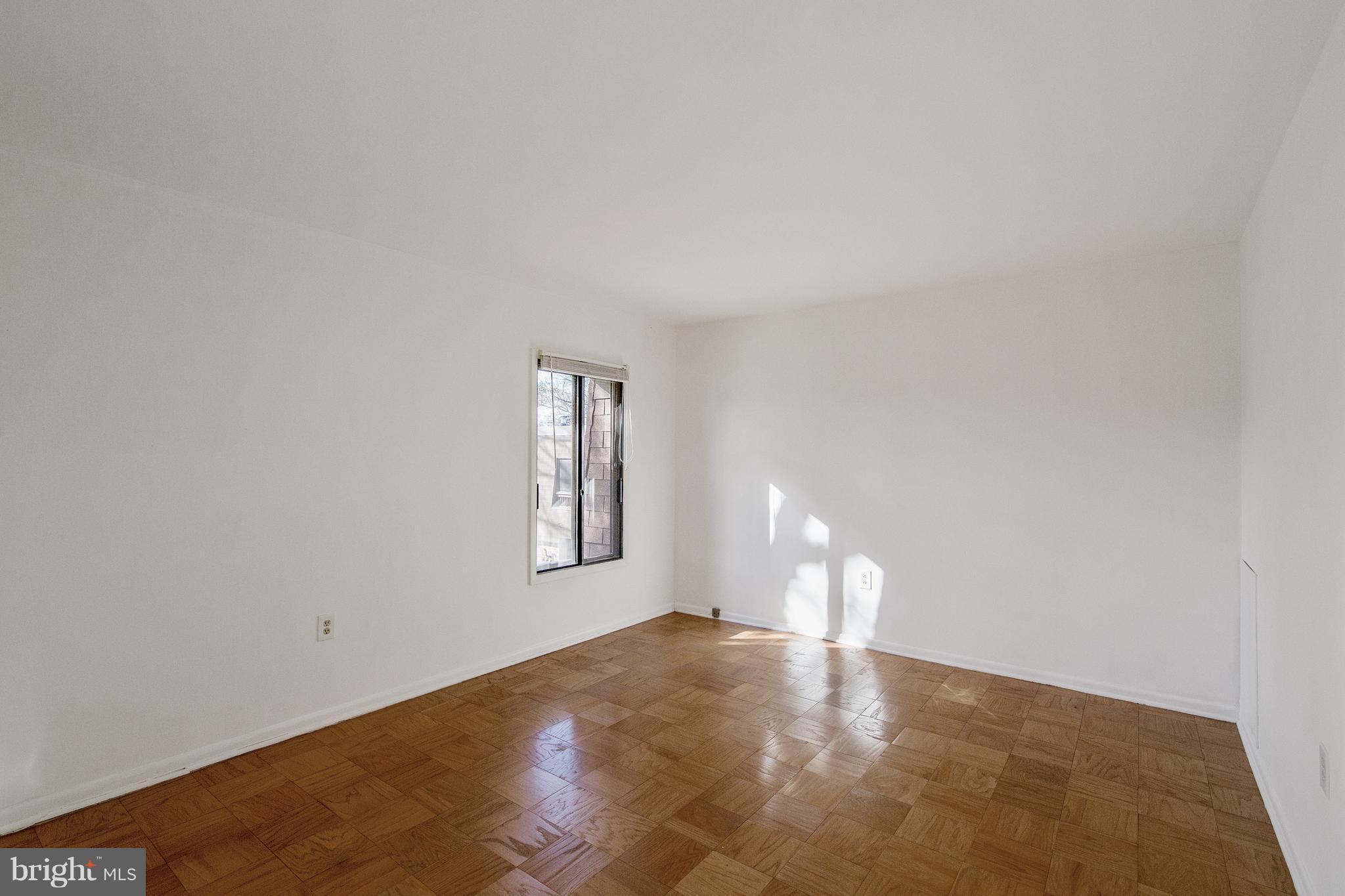 5253 West Running Brook Road, Unit 302 Columbia, MD 21044 - Photo 15 of 30 Bedroom (Master)