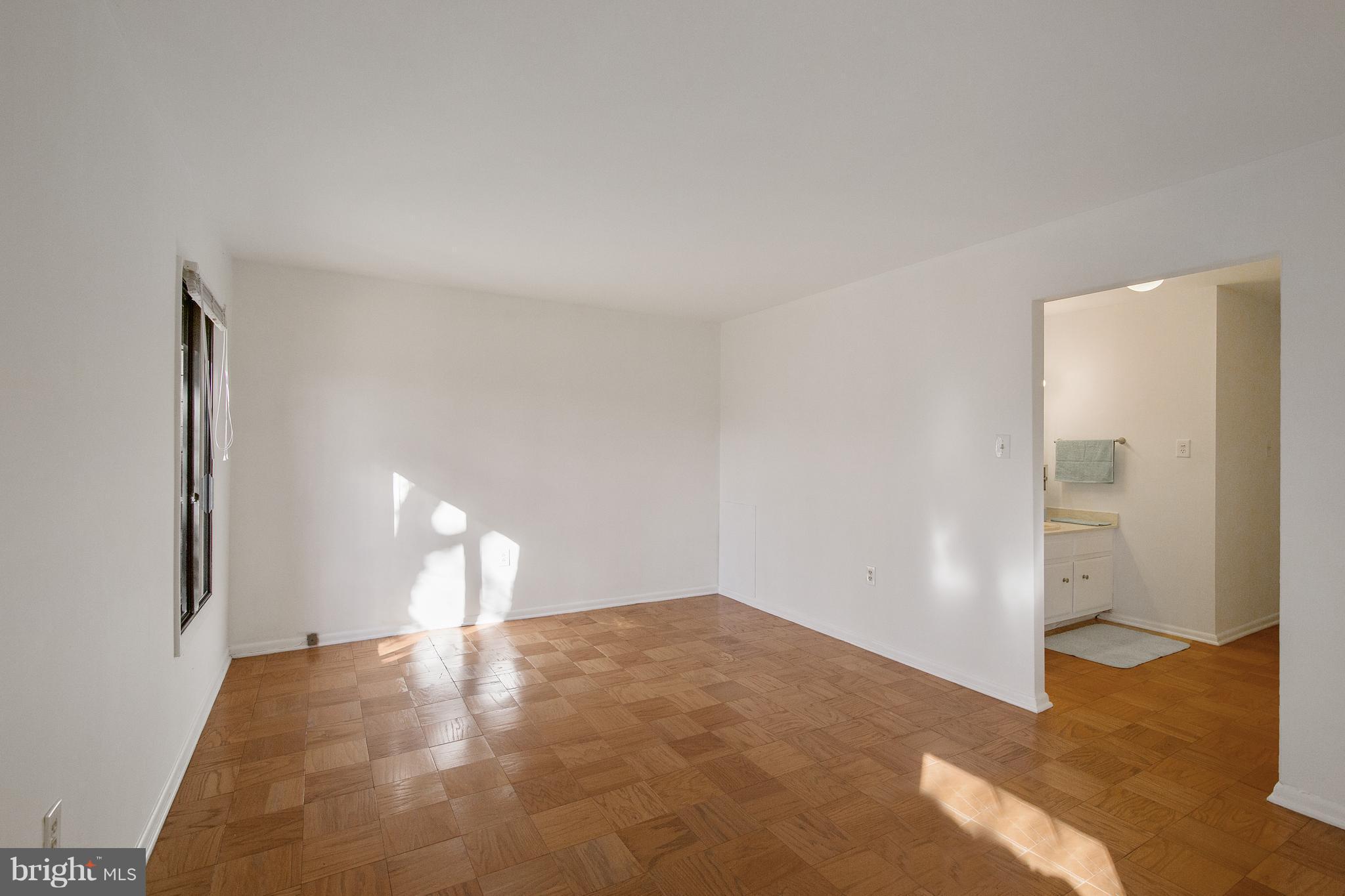 5253 West Running Brook Road, Unit 302 Columbia, MD 21044 - Photo 16 of 30 Bedroom (Master)