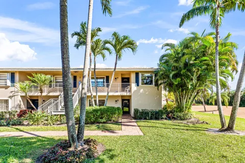 $209,900 | 7 Stratford Drive, Unit G, Boynton Beach, FL 33436