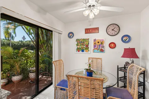 $209,900 | 7 Stratford Drive, Unit G, Boynton Beach, FL 33436