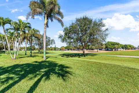 $209,900 | 7 Stratford Drive, Unit G, Boynton Beach, FL 33436