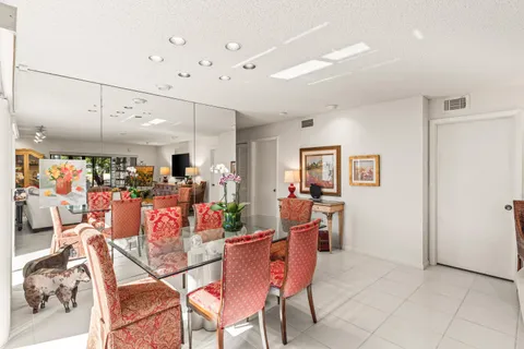 $209,900 | 7 Stratford Drive, Unit G, Boynton Beach, FL 33436