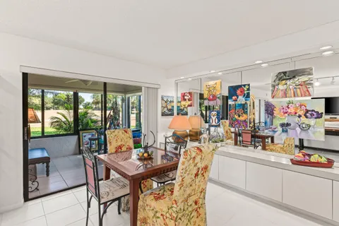 $209,900 | 7 Stratford Drive, Unit G, Boynton Beach, FL 33436