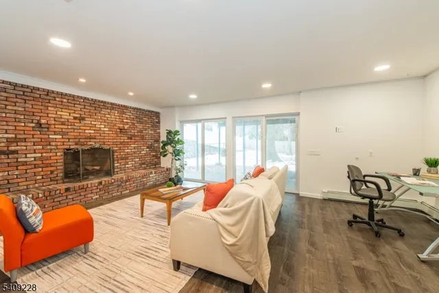 $999,000 | 36 Yellow Brick Road, Wayne, NJ 07470