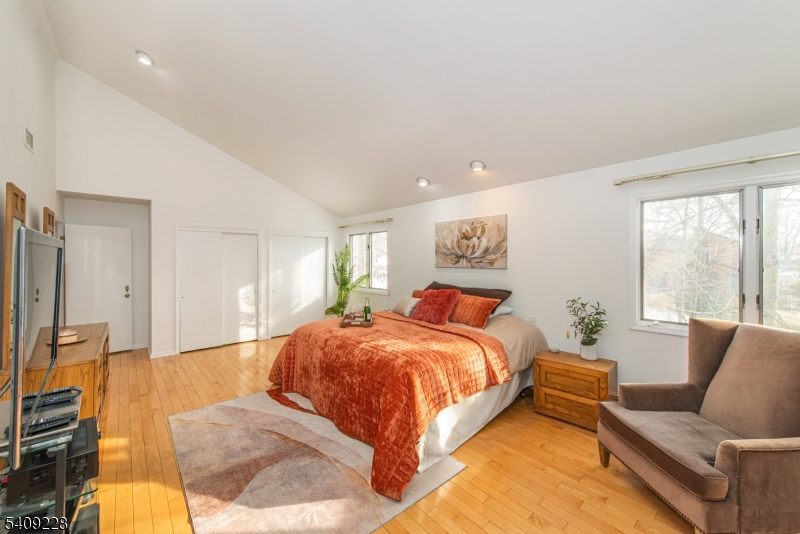 36 Yellow Brick Road Wayne, NJ 07470 - Photo 21 of 45