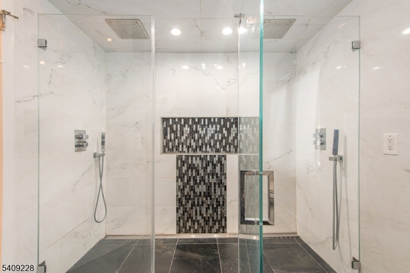 36 Yellow Brick Road Wayne, NJ 07470 - Photo 33 of 45