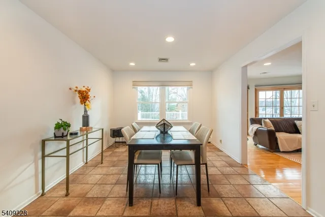 $999,000 | 36 Yellow Brick Road, Wayne, NJ 07470