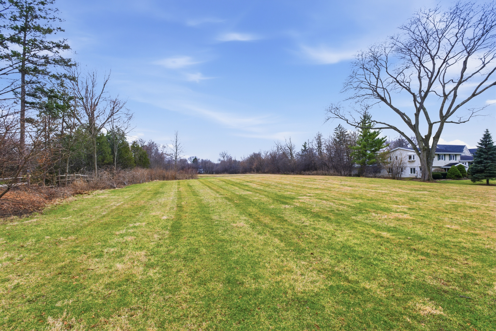 110 East Farnham Lane Wheaton, IL 60189 - Photo 9 of 12
