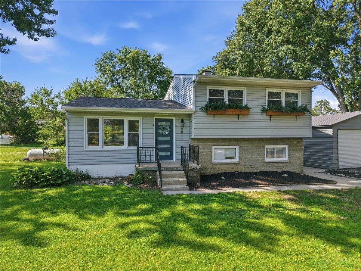 6611 Hendrickson Road Middletown, OH 45044 - Photo 7 of 62