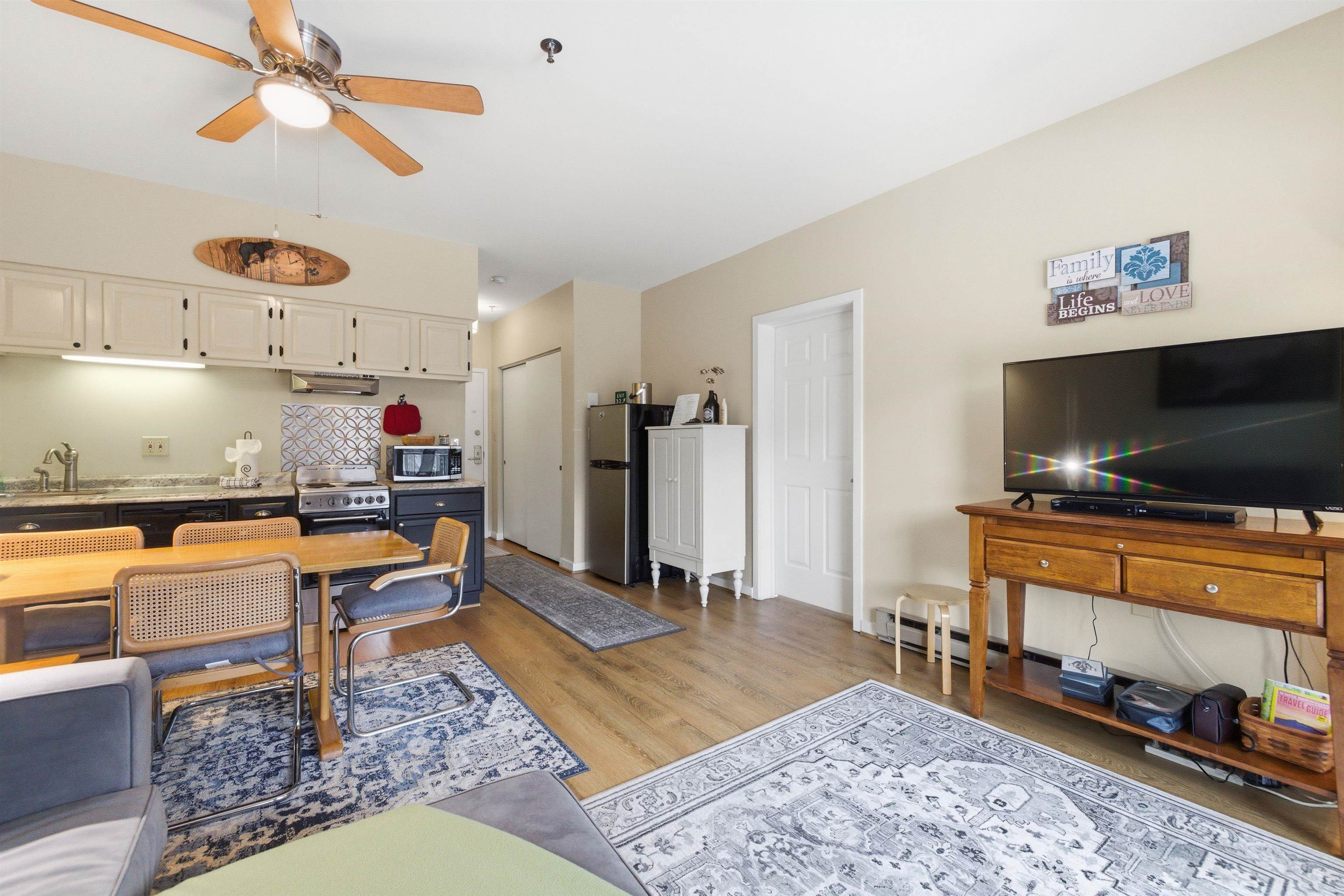 36 Lodge Road, Unit A208 Lincoln, NH 03251 - Photo 9 of 46